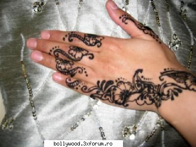 Tatuaje cu henna - aDyTya - Discutii pe teme diverse Sary'uri , Bijuterii si altele