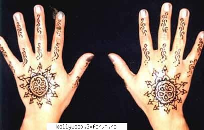 Tatuaje cu henna - aDyTya - Discutii pe teme diverse Sary'uri , Bijuterii si altele