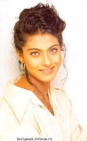 Wallpapers - aDyTya - Totul despre Kajol