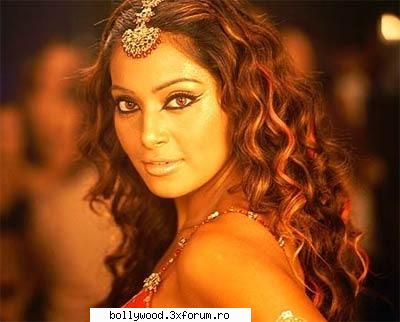Wallpapers - aDyTya - Totul despre Bipasha Basu