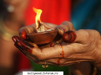pictures from india Regizor